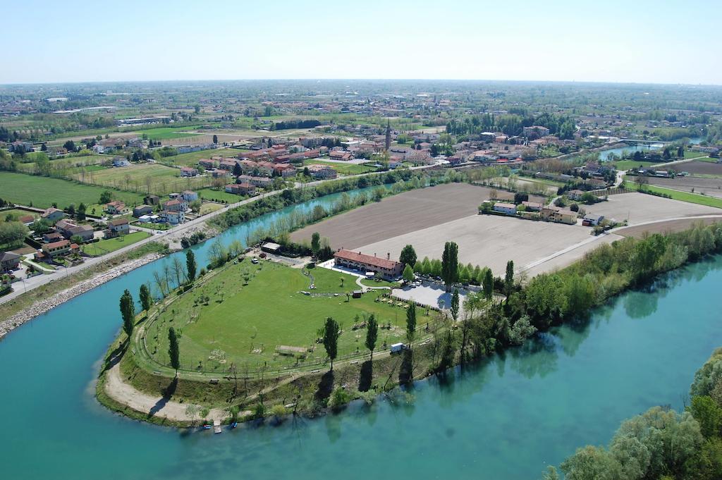 Penzion Agriturismo La Penisola Campo San Martino Exteriér fotografie