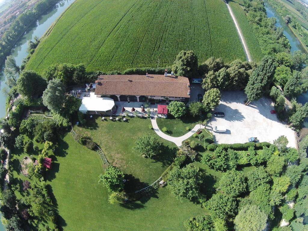 Penzion Agriturismo La Penisola Campo San Martino Exteriér fotografie